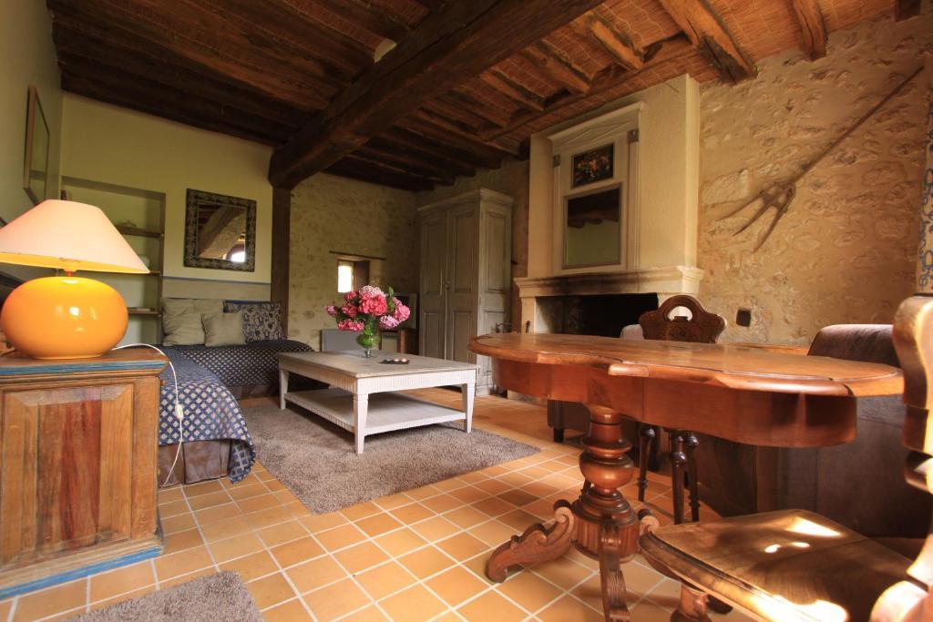 Domaine De Villeray Condeau Rom bilde